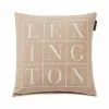 Lexington Logo Cotton Twill Prydnadskudde 2 Lexington Logo Cotton Twill Prydnadskudde -Sängkläder försäljning LexingtonLogoCottonTwillPrydnadskuddeBeige
