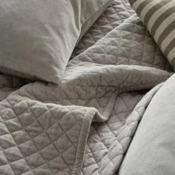 Linum Piccolo Överkast 15 Linum Piccolo Överkast -Sängkläder försäljning Silvergra2